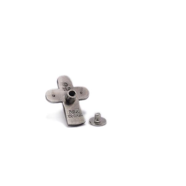 アンティークコンチョ エンジェルクロス シルバーアンティック 32mm