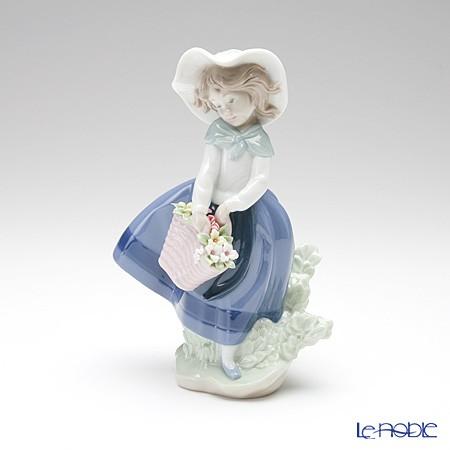 LLADRO（リヤドロ） 並行輸入品 きれいな花ばかり 05222 : ブランド