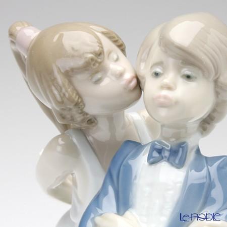 LLADRO（リヤドロ） 並行輸入品 ステキよ！ 05555 : ブランド洋食器 ル