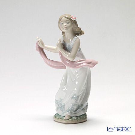 LLADRO（リヤドロ） 並行輸入品 穏やかな風 08585 : ブランド洋食器 ル