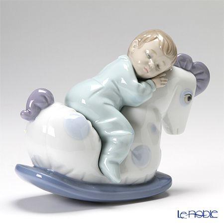 極美品 NAO フィギュリン 木馬でお昼寝 NAO（ナオ） 並行輸入品 木馬でお昼寝 02001476 : ブランド洋食器 ル