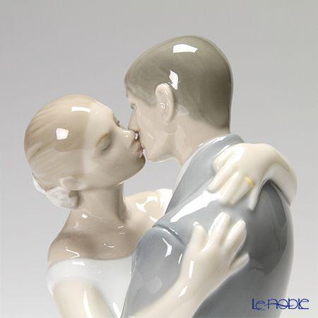 NAO ナオ 永遠のキス 02001613 フィギュリン : ブランド洋食器 NAO ナオ 永遠のキス 02001613 フィギュリン : ブランド洋食器