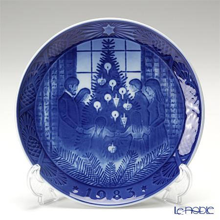 ロイヤルコペンハーゲン　2002 クリスマスイヤープレート、フィギュリンセット ロイヤルコペンハーゲン2002 クリスマスイヤープレート、フィギュリン