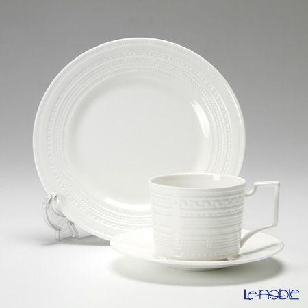 ✳︎✳︎ウェッジウッド INTAGLIOインタグリオ 食器セット Intaglio 並行輸入品 ウェッジウッド Wedgwood インタグリオ トリオ