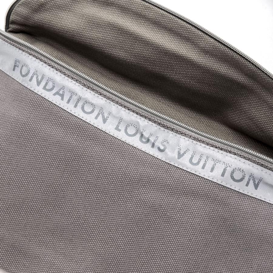 フォンダシオン ルイヴィトン ブックストア FONDATION LOUIS VUITTON