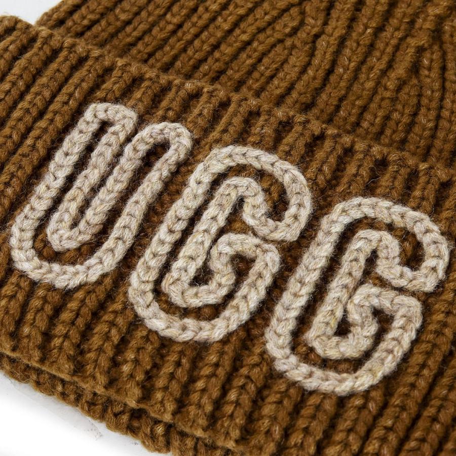 UGG アグ ビーニー ニット帽 ビッグロゴ チャンキー クラフテッド リブ