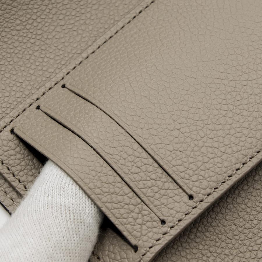 ルイヴィトン LOUIS VUITTON ポルトフォイユ ヴィクトリーヌ M81861