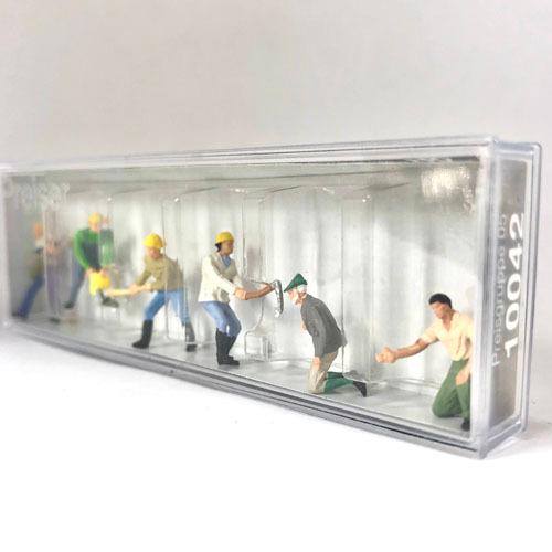 Preiser 1/87 ミニチュア ジオラマ フィギュア Ｐｒｅｉｓｅｒ 1／87 10042 木こり6体 |  | 02