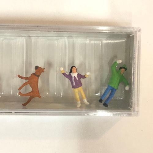 ミニチュア　家族で雪遊び1/87 (10310)　 Preiser　フィギュア ジオラマ 冬 ウィンター |  | 02