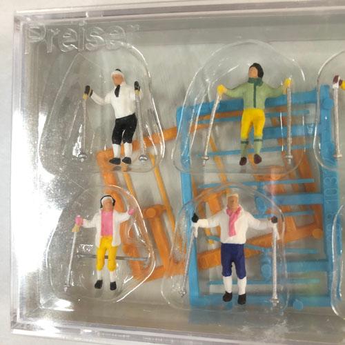 ミニチュア　クロスカントリー6体入り 1/87(10312)　Preiser　フィギュア ジオラマ 冬 ウィンター |  | 01