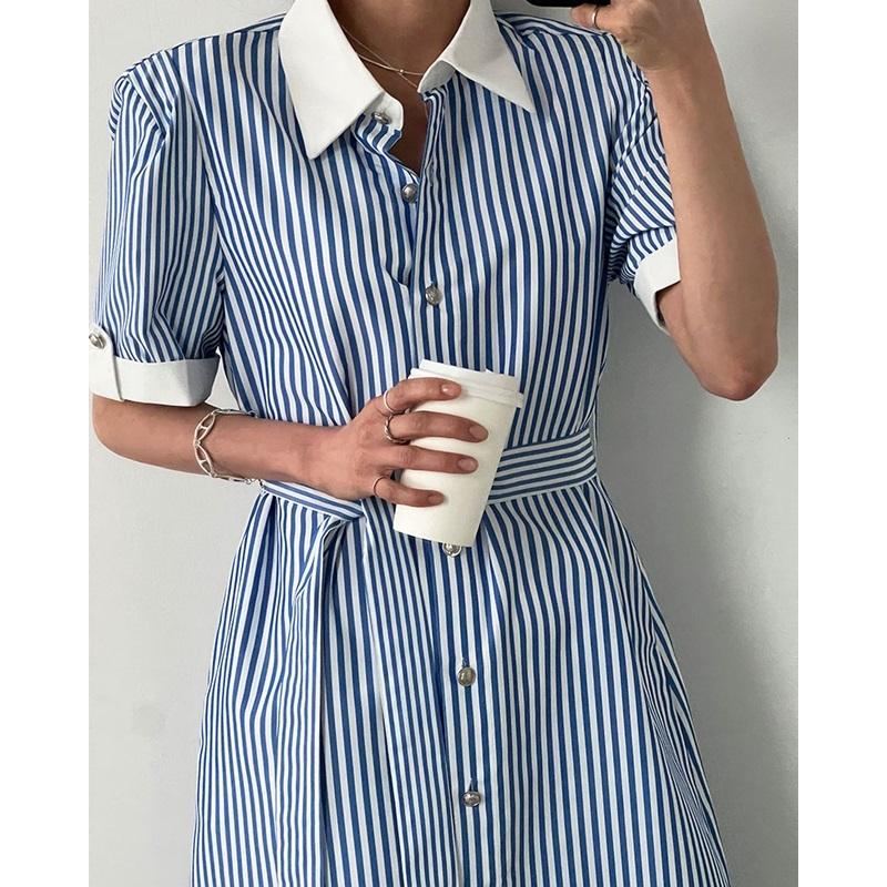美品★現行品★90cm familiar 襟付きストライプ半袖ワンピース ストライプ半袖ワンピース