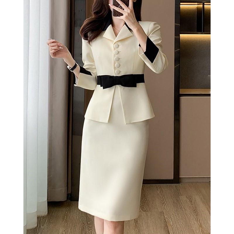 【新品・大きいサイズ 46】　23区　スカートスーツ　セットアップ　スエード 良品 23区 オンワード樫山 スカートスーツ セットアップ テーラード