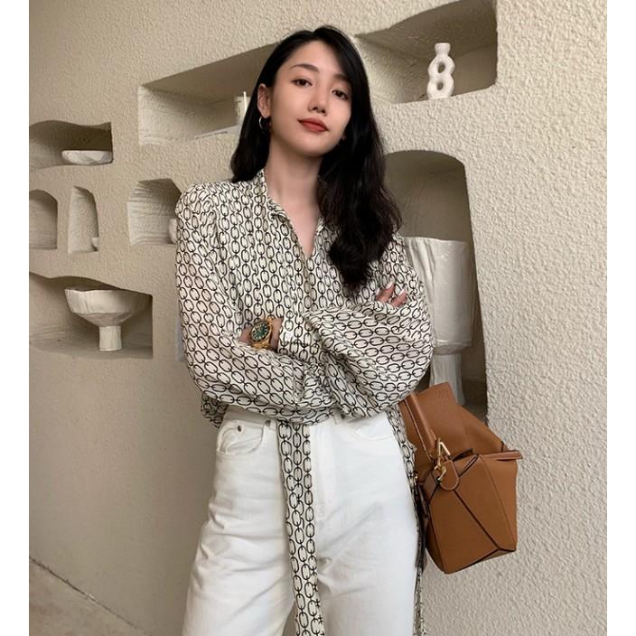 soeju ソージュ チェーン柄ボウタイブラウス とろみ 長袖 チェーン柄ボウタイブラウス - SOÉJU online store｜上質な大人