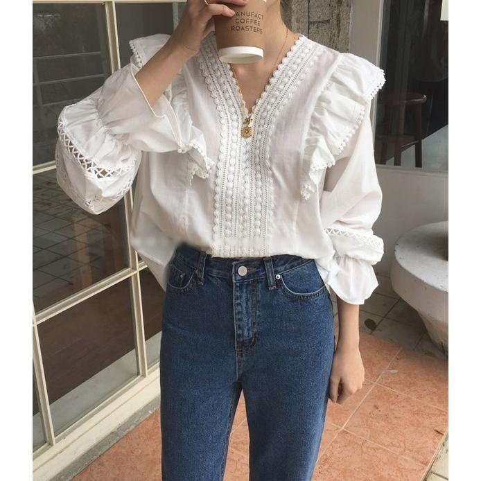 シャツ ブラウス フリル トップス レディース 長袖 春 秋 フリルブラウス 白ブラウス レース 肩フリルトップス Vネック 韓国 ファッション Awg0195 Leap リープ 通販 Yahoo ショッピング