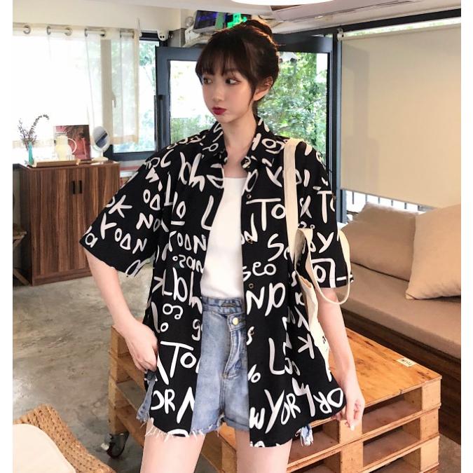 柄シャツ レディース 半袖 トップス 春夏 英字柄 プリント 総柄 襟付き