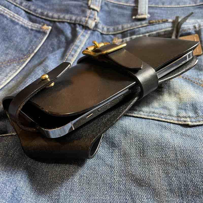 斜め装着スマホホルスター オーダーメイド対応 : 革工房 TEDDY S