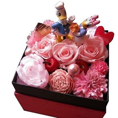 ディズニー ドナルド デージー 花 プリザーブドフラワー入りギフト 箱開けてスマイル ボックス入りプリザーブドフラワー Box Donade Pinku3 001 フラワーガーデンリーブス 通販 Yahoo ショッピング