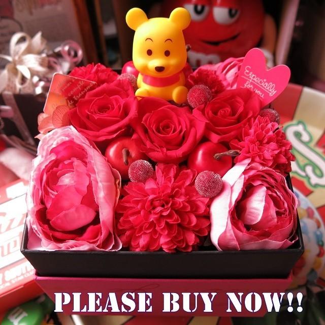 ディズニー プーさん フラワーギフト ボックス入り 赤バラ プリザーブドフラワー プーさんマスコット Box Puusanmas1 002 フラワーガーデンリーブス 通販 Yahoo ショッピング