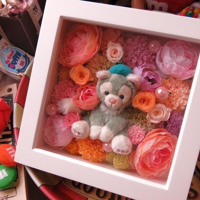 プリザーブドフラワー入りギフト 送別 退職祝 ディズニー ジェラトーニ 花 プレゼント 額 壁掛け ガラスケース 20×20 あすつく