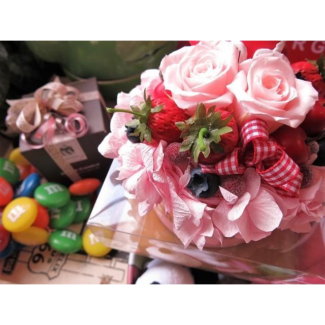 プリザーブドフラワー 結婚祝い スヌーピーハート 花 アレンジメント フラワーケーキ ケース付 あすつく 対応商品です｜leaves78｜04