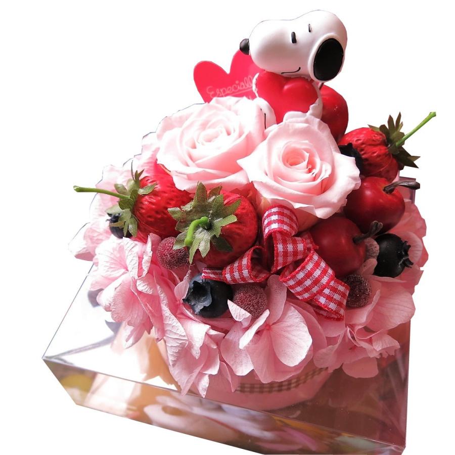 結婚記念日 スヌーピーハート 花 プリザーブドフラワー入りアレンジメント フラワーケーキ ケース付 Pre Cake Snoopyheart 003 フラワーガーデンリーブス 通販 Yahoo ショッピング