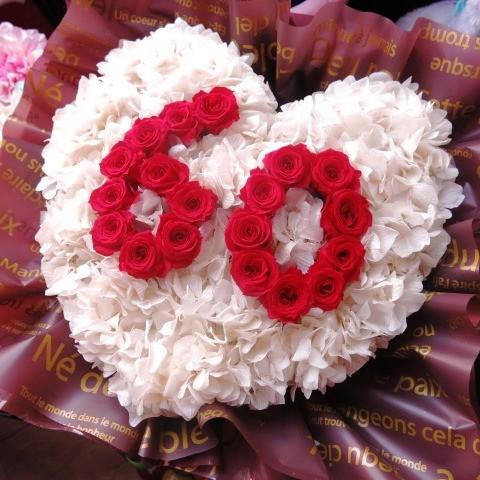 還暦祝い 女性 ギフト 60歳 プレゼント プリザーブドフラワー入りギフト 花 ハート フラワーギフト サプライズなプレゼントに ご希望の数字 あすつく