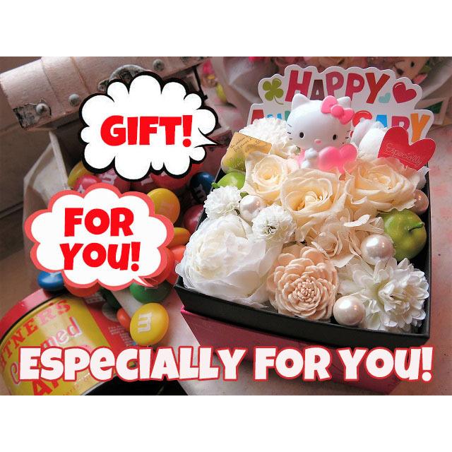 キティ入り ホワイトデー お返し 花 花束 フラワーギフト ボックス入り 白バラ プリザーブドフラワー W Box Kitty Pre Siro3 002 フラワーガーデンリーブス 通販 Yahoo ショッピング