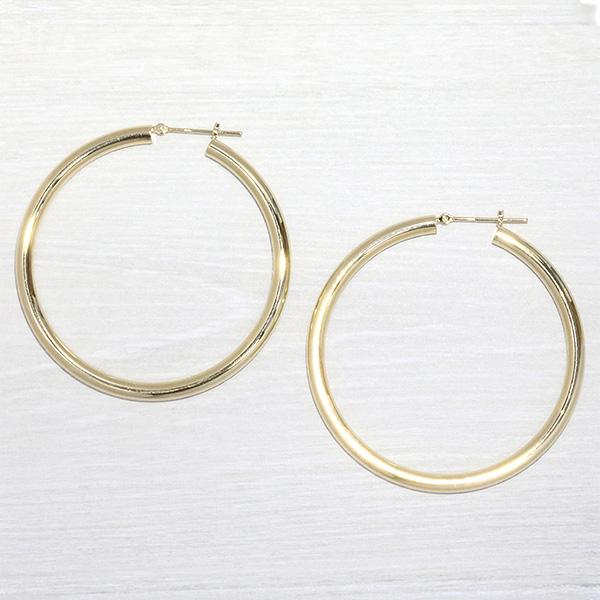 フープピアス 18金 3mm×45mm 輪っか リングピアス 太め 遮断式 両耳用 K18ゴールド 定番 シンプル 大きめ 輪っか ピヤス ぴあす 爆買の画像