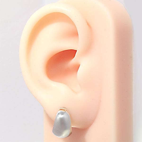 プラチナ 月甲ピアス10mm×15mm PT900 ピアス シルバー 月型甲丸 月甲 月甲型 甲丸 フープピアス シンプル  ジュエリー アクセサリー 爆買の画像