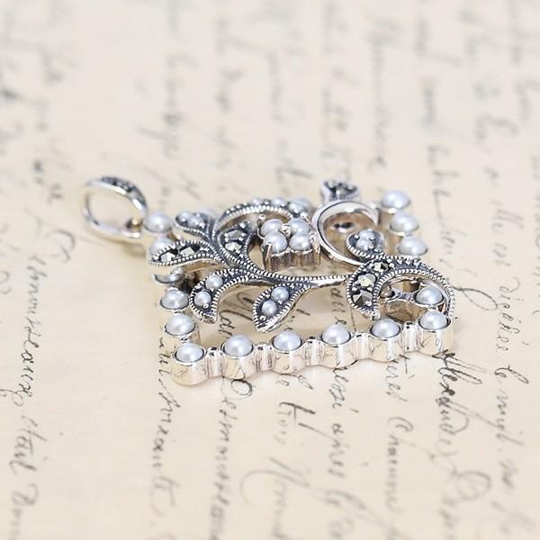 【碌山 Routan】【碌山 Routan】エメラルド、パールペンダント 碌山 Routan】【碌山 Routan】エメラルド、パールペンダント