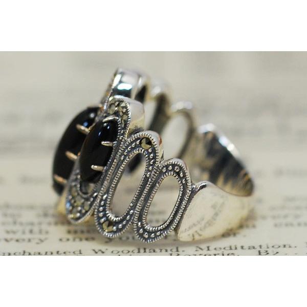 アンティークリバイバル ジュエリー オニキス マルカジット 碌山 オニキス マルカジット リング つややかな引き締めブラックが