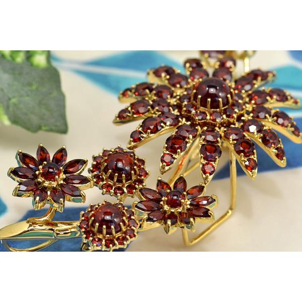 碌山 ガーネット ブローチ きらめくワインレッドのラグジュアリーな