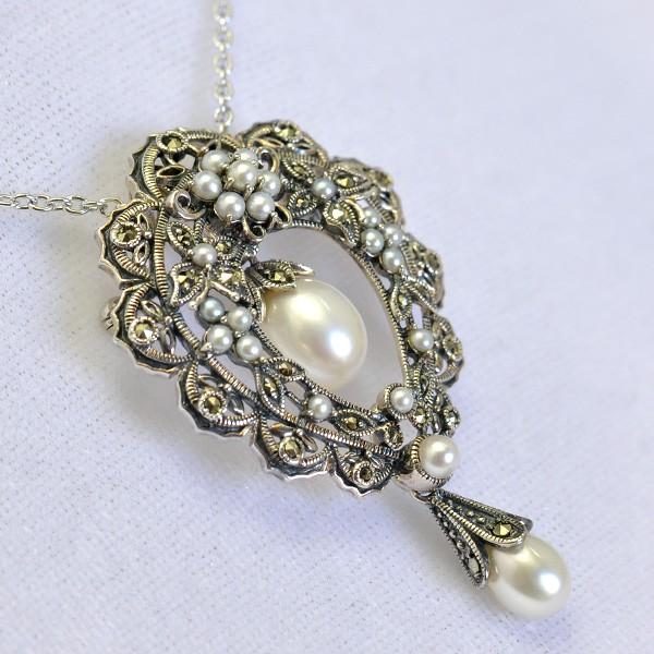 碌山 淡水真珠 ブローチペンダント シードパールとマルカジットを