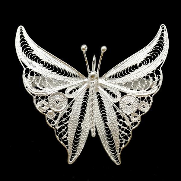 極美品✨グッチ ブローチ ラインストーン バタフライ 大ぶり シルバー フィリグリー バタフライ ブローチ ペンダント 美しい手仕事の繊細な銀