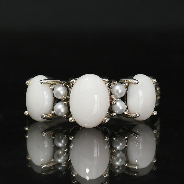 碌山 白珊瑚＆シードパールリング ぷっくりやわらかホワイト♪ RP