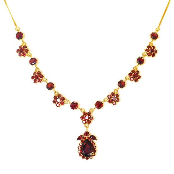 碌山 ガーネット ネックレス リッチなデコルテを演出する気品ある深紅