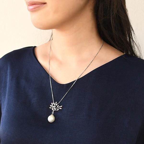 11-12mm バロック ホワイト 淡水真珠 リーフ ペンダントトップ