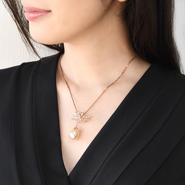 11mm バロック マルチカラー 淡水真珠 リーフ ペンダントトップ