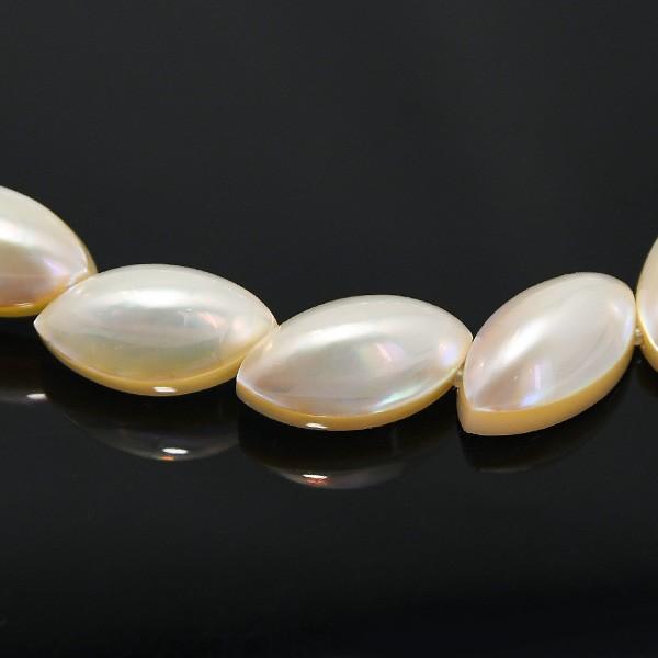 マベ真珠 ネックレス ゴールド マーキスアクセサリー新品 重さ2.3g 45cm マベ真珠 ネックレス ゴールド マーキスアクセサリー新品 重さ