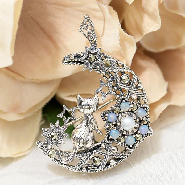 未使用品 碌山 天然ムーンストーン オパール シルバー ブローチ 碌山 オパール 月と星 猫 ブローチペンダント 星を見上げるネコが