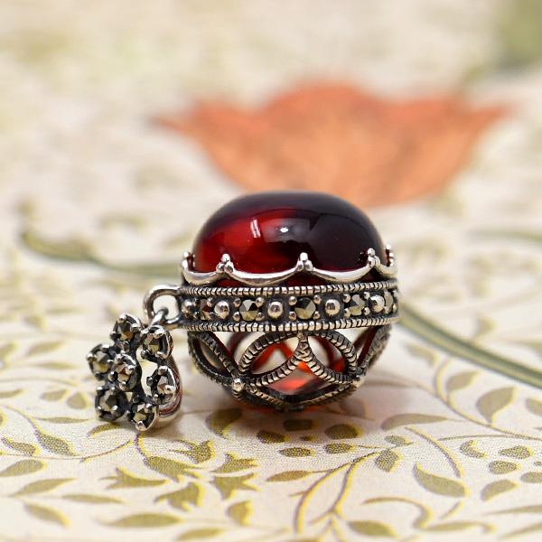 アンティークOLDビーズネックレス アンバー琥珀 レッドビーズターコイズシルバー アンティークOLDビーズネックレス アンバー琥珀 レッドビーズ