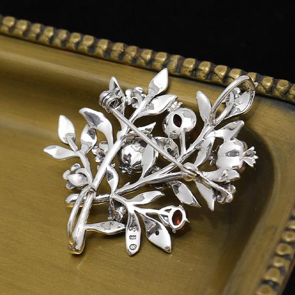 【極美品】碌山ウィリアムモリス　ガーネット　ホワイトトパーズ　ペンダントブローチ 碌山ウィリアムモリス ガーネット ホワイトトパーズ ペンダント