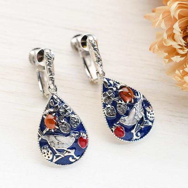 碌山 ウィリアムモリス いちご泥棒 ガーネット ピアス イヤリング 国内