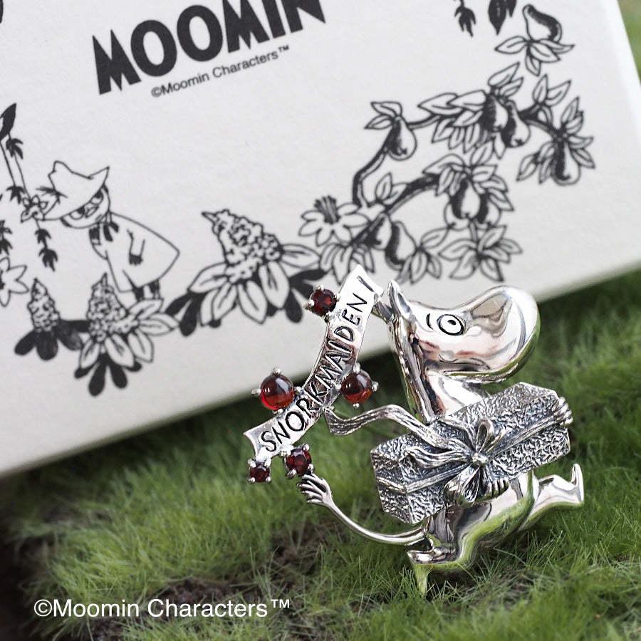 40／50年代　ムーミン　フローレン　アンティーク　ブローチ　ピン　黄銅 MOOMIN（ムーミン） 碌山 走るムーミン ブローチペンダント 公式