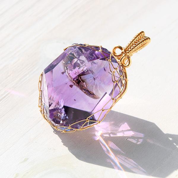 水入り★ 極上 レインボー アメジスト 大粒 水入り☆ 極上 レインボー アメジスト 大粒