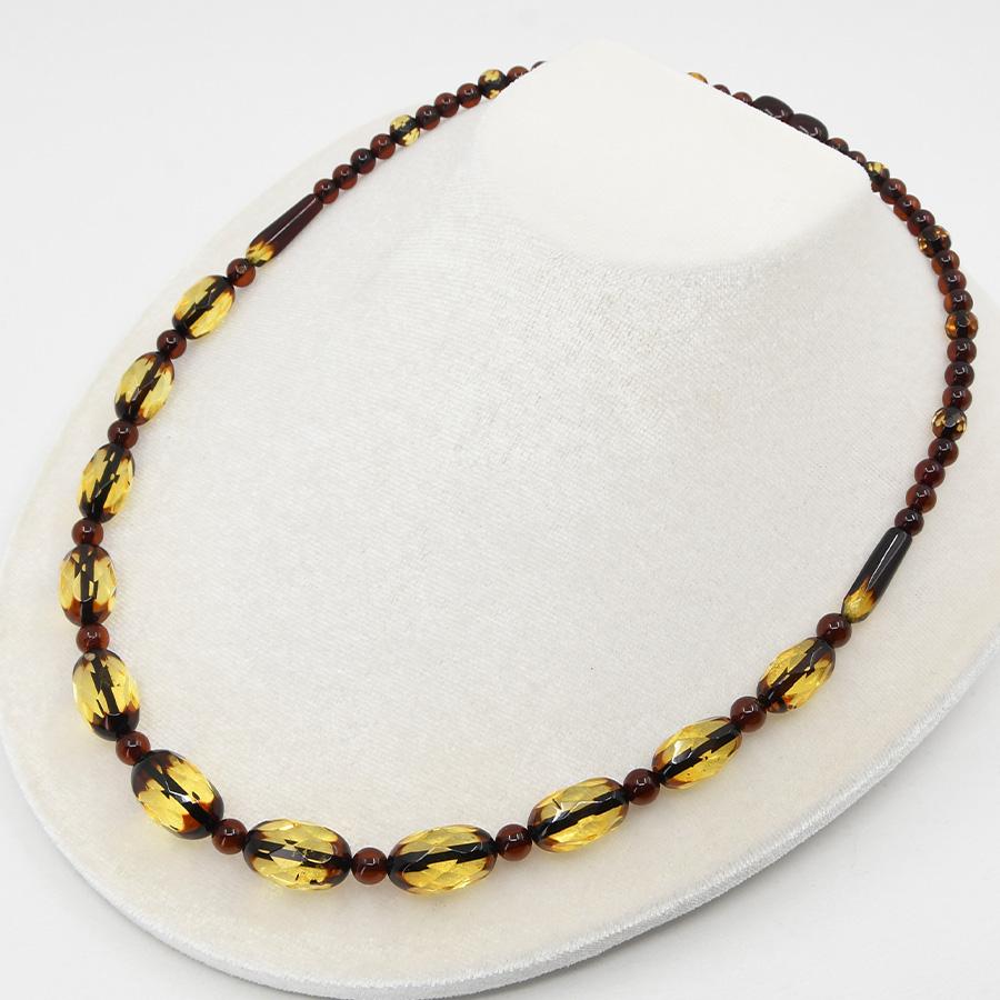 ファセットカット アンバー ネックレス イエロー ブラウン キラキラ で