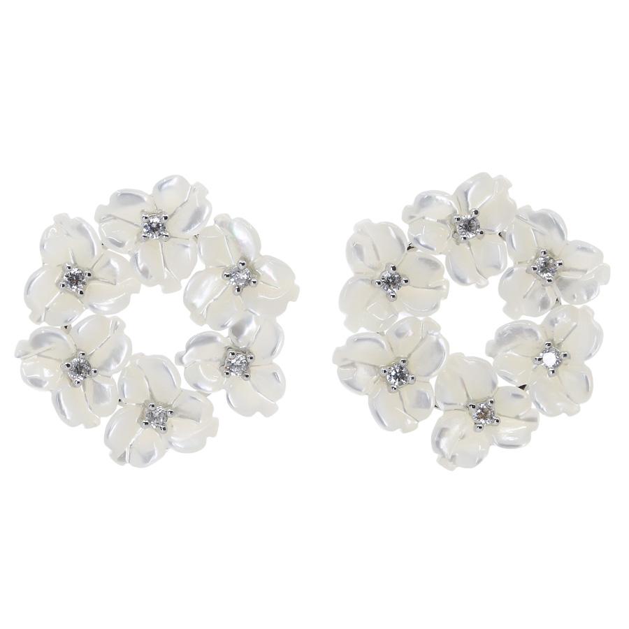 シェル フラワー リース ピアス マザーオブパール 白蝶貝 はんなり