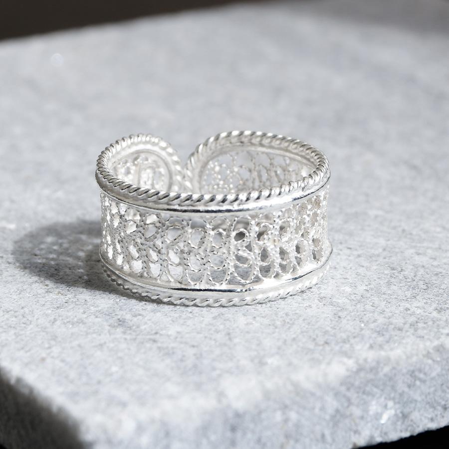 フィリグリー フリーサイズ リング　美しい手仕事の繊細な銀線細工 ジョグジャカルタ KA79 YA220671 |  | 02