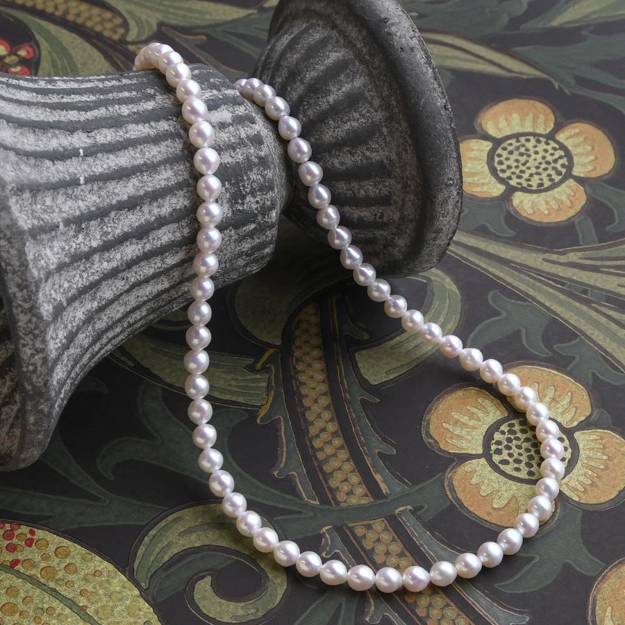 ホワイト ベビーパール ネックレス 4mm 有核 淡水真珠 特級てり NA11 |  | 03