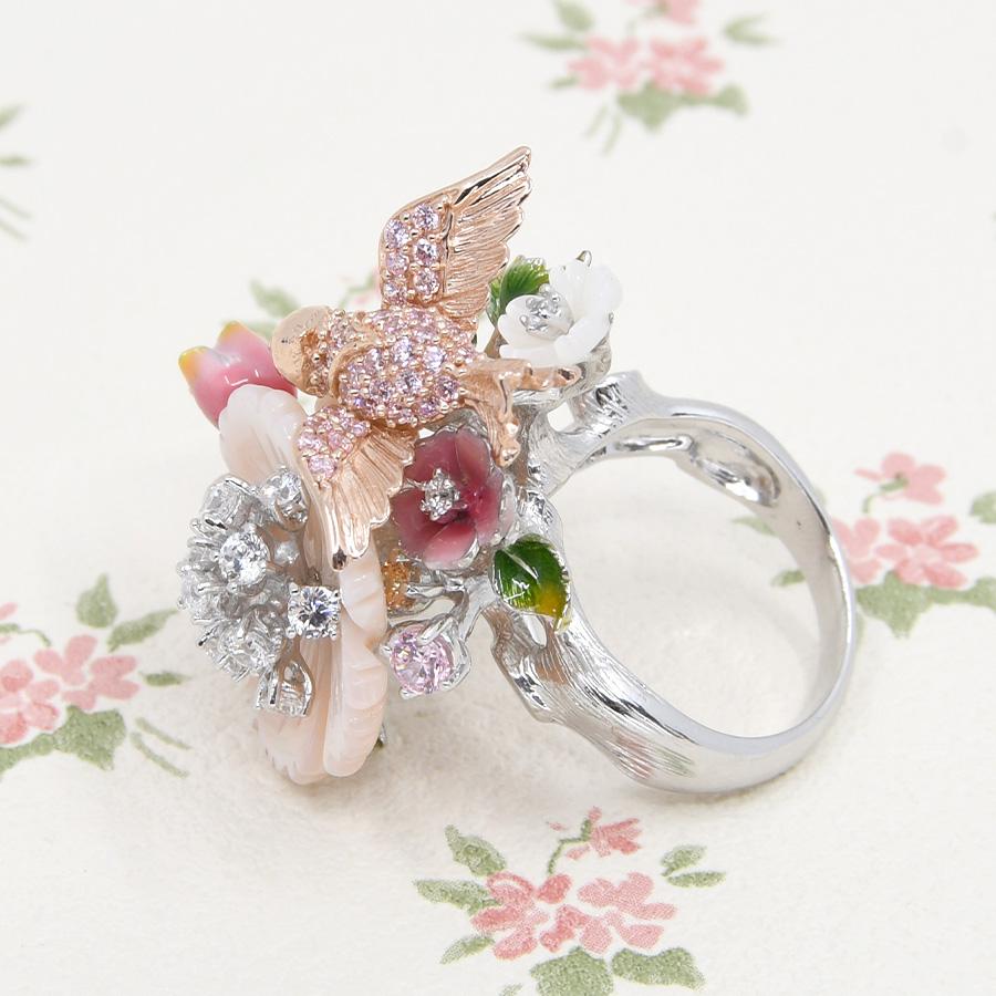 スプリングガーデン ピンクフラワー リング 華やか大ぶり！ 花 小鳥